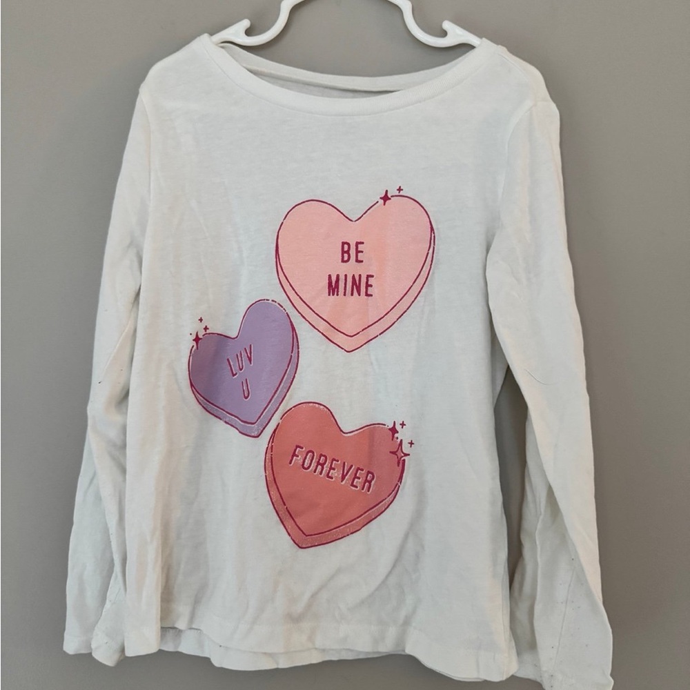 OshKosh B’gosh Long Sleeve Valentine’s Tee – Size Small